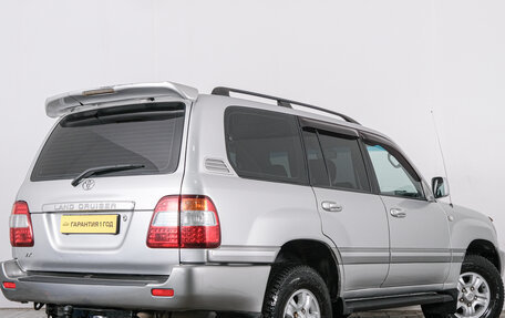 Toyota Land Cruiser 100 рестайлинг 2, 2007 год, 2 199 000 рублей, 6 фотография
