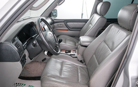 Toyota Land Cruiser 100 рестайлинг 2, 2007 год, 2 199 000 рублей, 7 фотография