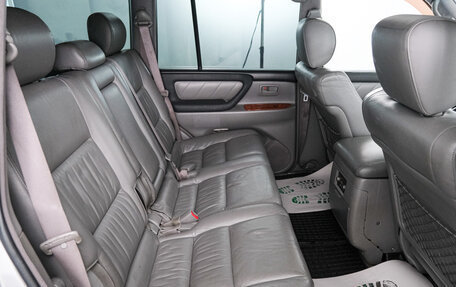 Toyota Land Cruiser 100 рестайлинг 2, 2007 год, 2 199 000 рублей, 22 фотография
