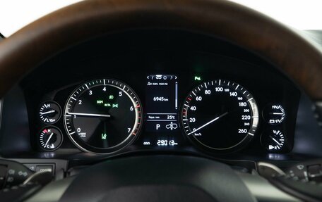 Lexus LX III, 2017 год, 8 925 700 рублей, 28 фотография