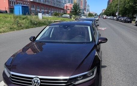 Volkswagen Passat B8 рестайлинг, 2018 год, 2 600 000 рублей, 1 фотография