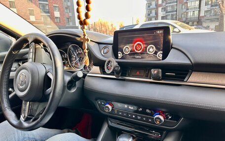 Mazda 6, 2018 год, 2 060 000 рублей, 22 фотография