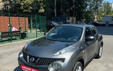 Nissan Juke II, 2011 год, 1 080 000 рублей, 6 фотография
