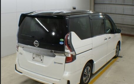 Nissan Serena IV, 2019 год, 2 350 000 рублей, 17 фотография
