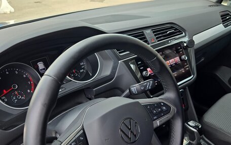 Volkswagen Tiguan II, 2021 год, 3 300 000 рублей, 10 фотография