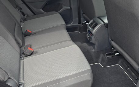 Volkswagen Tiguan II, 2021 год, 3 300 000 рублей, 14 фотография