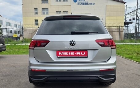 Volkswagen Tiguan II, 2021 год, 3 300 000 рублей, 7 фотография