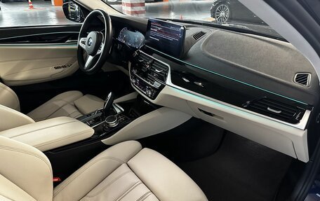 BMW 5 серия, 2021 год, 5 500 000 рублей, 15 фотография