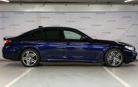 BMW 5 серия, 2021 год, 5 500 000 рублей, 8 фотография