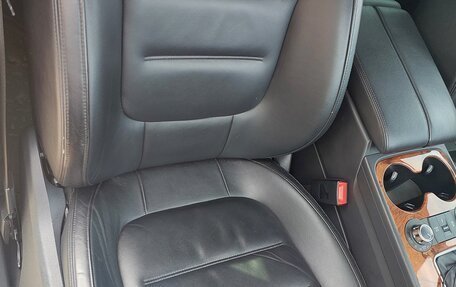 Volkswagen Touareg III, 2011 год, 2 200 000 рублей, 8 фотография