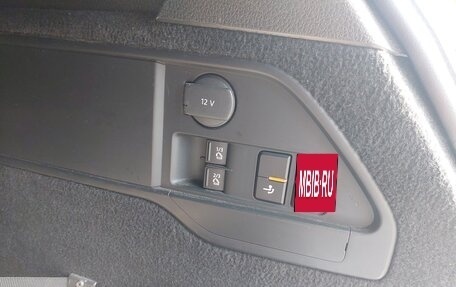 Volkswagen Touareg III, 2011 год, 2 200 000 рублей, 6 фотография