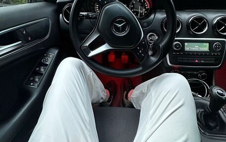 Mercedes-Benz A-Класс, 2013 год, 1 200 000 рублей, 11 фотография