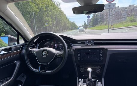 Volkswagen Passat B8 рестайлинг, 2018 год, 2 600 000 рублей, 10 фотография