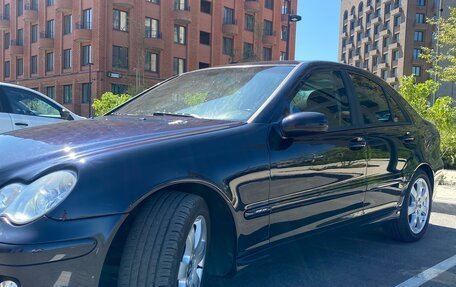 Mercedes-Benz C-Класс, 2005 год, 799 000 рублей, 21 фотография
