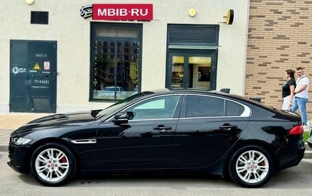 Jaguar XE I рестайлинг, 2017 год, 2 270 000 рублей, 5 фотография