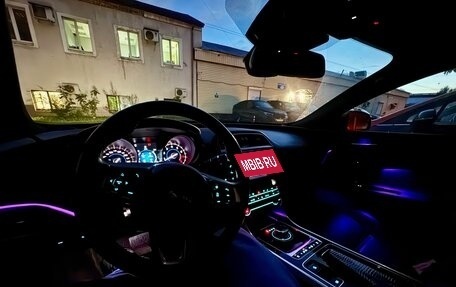 Jaguar XE I рестайлинг, 2017 год, 2 270 000 рублей, 14 фотография