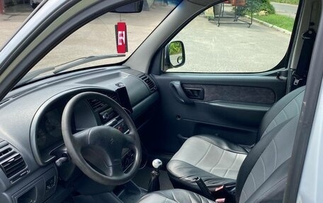 Citroen Berlingo II рестайлинг, 2002 год, 230 000 рублей, 21 фотография