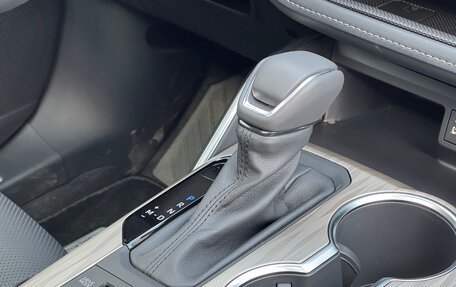 Toyota Highlander, 2025 год, 5 249 000 рублей, 24 фотография