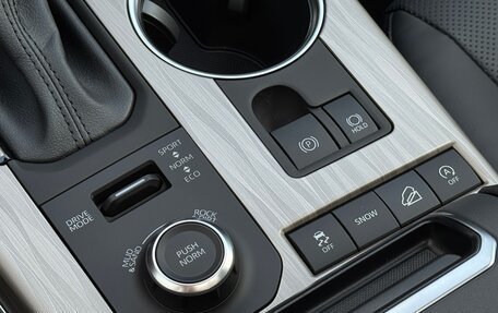 Toyota Highlander, 2025 год, 5 249 000 рублей, 25 фотография