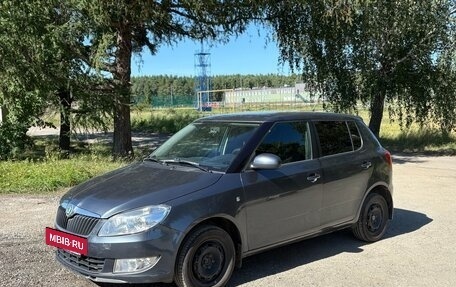 Skoda Fabia II, 2010 год, 430 000 рублей, 2 фотография