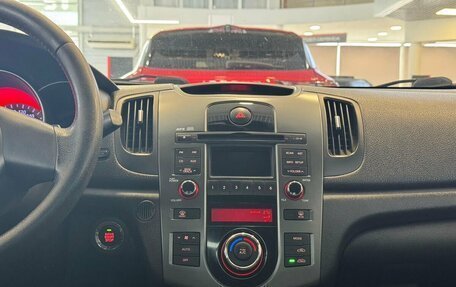 KIA Cerato III, 2010 год, 853 700 рублей, 14 фотография