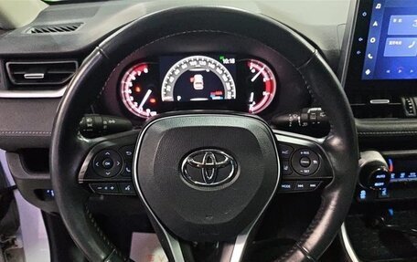 Toyota RAV4, 2022 год, 2 700 000 рублей, 3 фотография