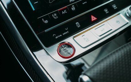 Audi RS Q8 I, 2021 год, 13 000 000 рублей, 23 фотография