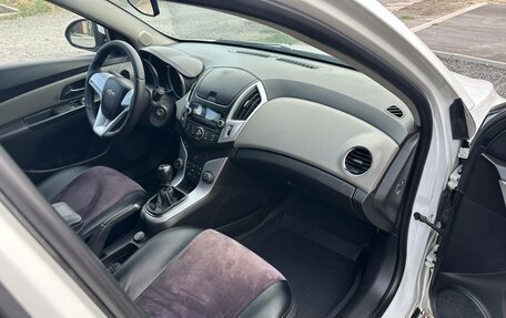 Chevrolet Cruze II, 2013 год, 750 000 рублей, 13 фотография