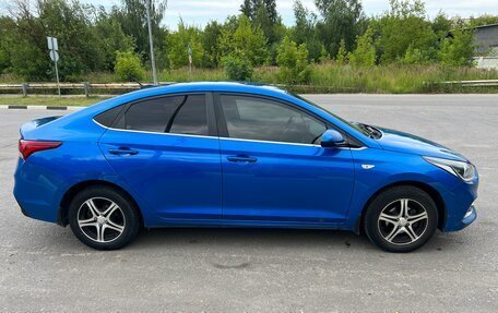 Hyundai Solaris II рестайлинг, 2017 год, 1 290 000 рублей, 3 фотография