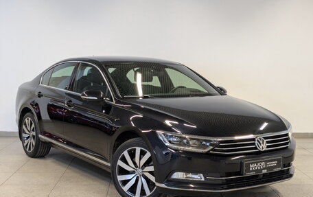 Volkswagen Passat B8 рестайлинг, 2019 год, 2 900 000 рублей, 3 фотография