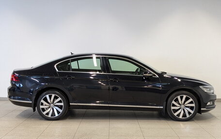 Volkswagen Passat B8 рестайлинг, 2019 год, 2 900 000 рублей, 4 фотография
