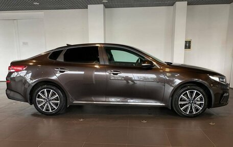 KIA Optima IV, 2018 год, 2 250 000 рублей, 2 фотография