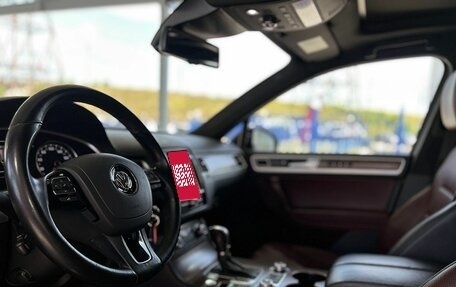Volkswagen Touareg III, 2015 год, 2 399 000 рублей, 10 фотография
