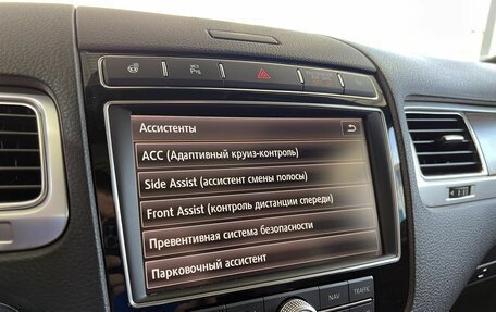 Volkswagen Touareg III, 2015 год, 2 399 000 рублей, 14 фотография