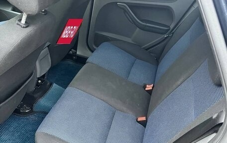 Ford Focus II рестайлинг, 2005 год, 700 000 рублей, 19 фотография