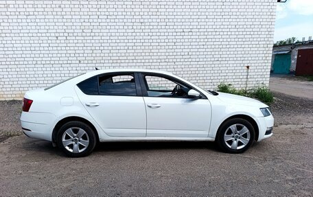 Skoda Octavia, 2018 год, 950 000 рублей, 4 фотография