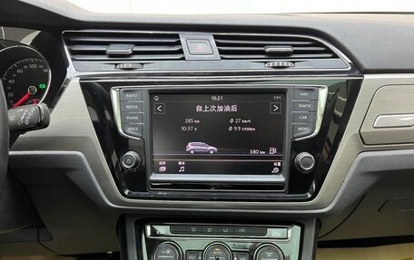 Volkswagen Touran III, 2020 год, 1 600 000 рублей, 17 фотография