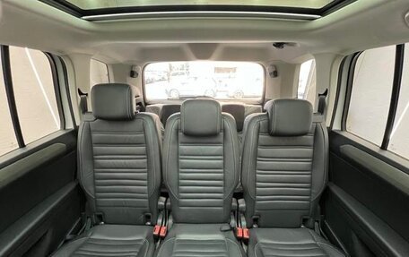 Volkswagen Touran III, 2020 год, 1 600 000 рублей, 22 фотография
