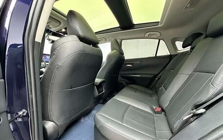 Toyota Harrier, 2022 год, 3 290 000 рублей, 9 фотография