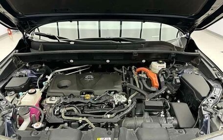Toyota Harrier, 2022 год, 3 290 000 рублей, 4 фотография