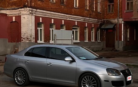 Volkswagen Jetta VI, 2005 год, 710 000 рублей, 5 фотография