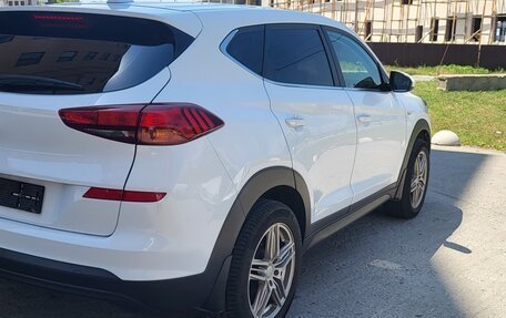 Hyundai Tucson III, 2019 год, 2 330 000 рублей, 5 фотография