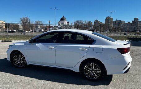 KIA Cerato IV, 2024 год, 3 300 000 рублей, 2 фотография