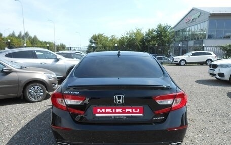 Honda Accord IX рестайлинг, 2018 год, 1 950 000 рублей, 6 фотография