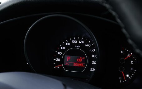 KIA Soul II рестайлинг, 2018 год, 1 899 000 рублей, 25 фотография