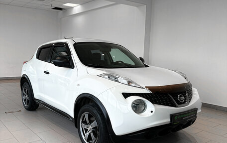 Nissan Juke II, 2011 год, 950 000 рублей, 3 фотография