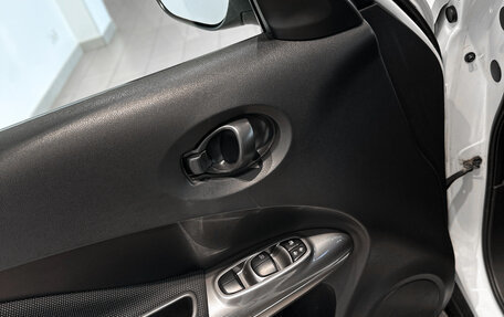 Nissan Juke II, 2011 год, 950 000 рублей, 14 фотография