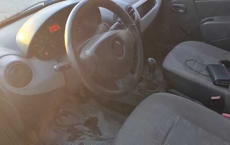 Renault Logan I, 2010 год, 145 000 рублей, 4 фотография