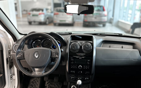 Renault Duster I рестайлинг, 2017 год, 1 260 000 рублей, 12 фотография