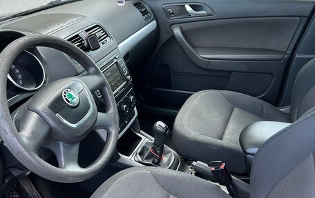 Skoda Yeti I рестайлинг, 2012 год, 830 000 рублей, 2 фотография